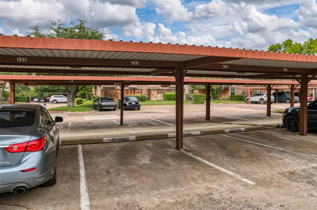 5626 Preston Oaks Road Dallas TX 75254