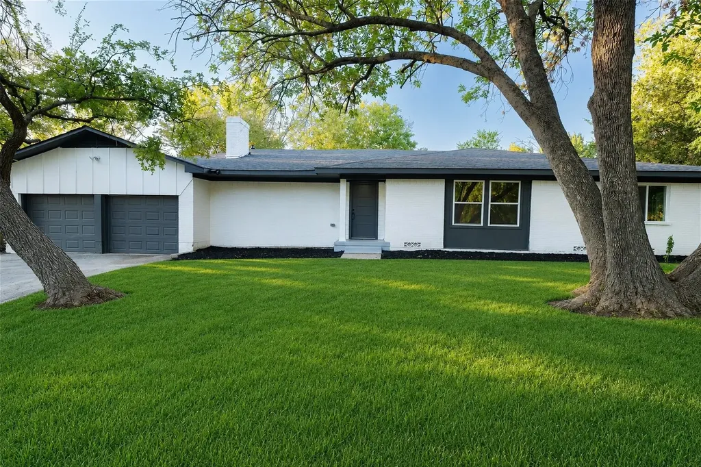 209 W 9th Street Kemp TX 75143