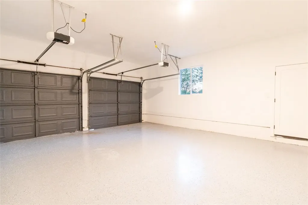 209 W 9th Street Kemp TX 75143