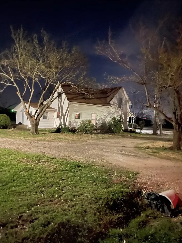 400 Lake Road Lavon TX 75166