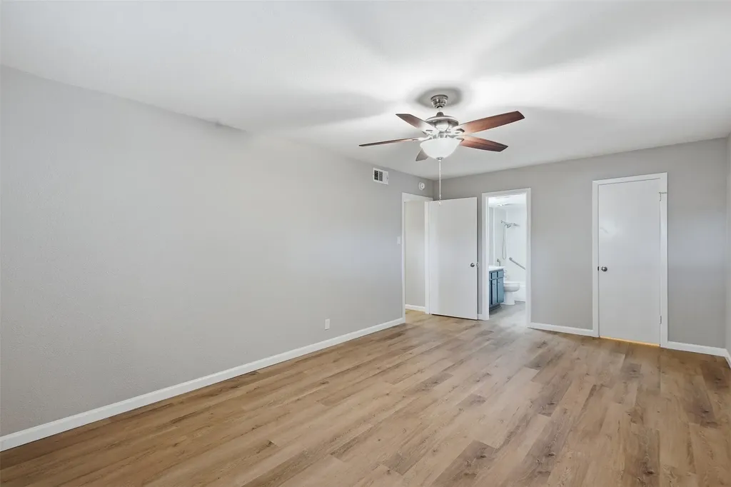 1401 Forest Edge Drive Arlington TX 76013