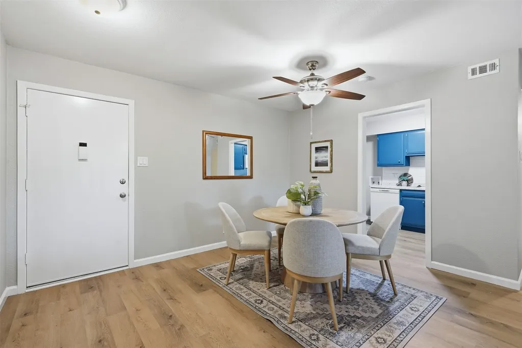 1401 Forest Edge Drive Arlington TX 76013