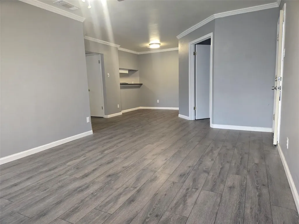 18333 Roehampton Drive Dallas TX 75252