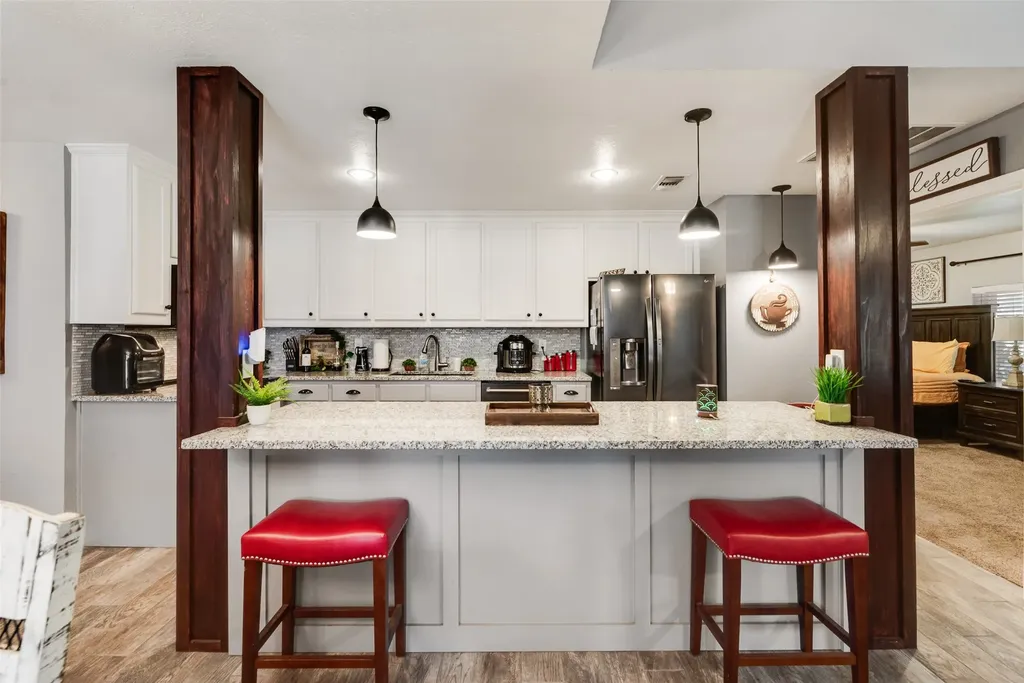 2668 Castanada Circle Fort Worth TX 76112