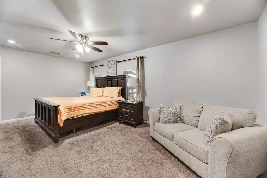 2668 Castanada Circle Fort Worth TX 76112