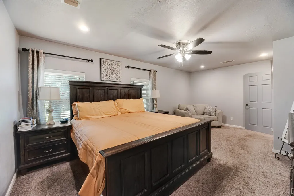 2668 Castanada Circle Fort Worth TX 76112