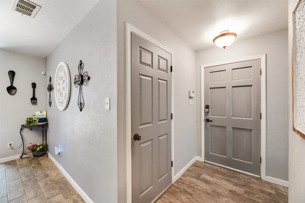 2668 Castanada Circle Fort Worth TX 76112
