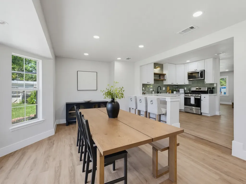 5864 Coleman Street Westworth Village TX 76114