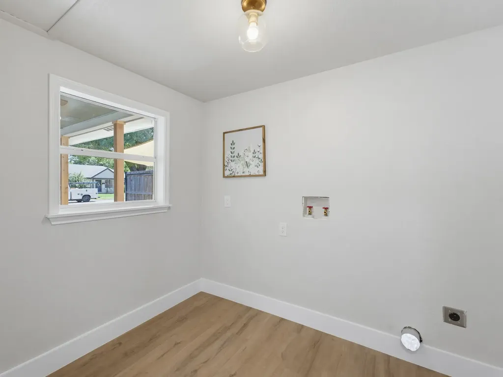 5864 Coleman Street Westworth Village TX 76114
