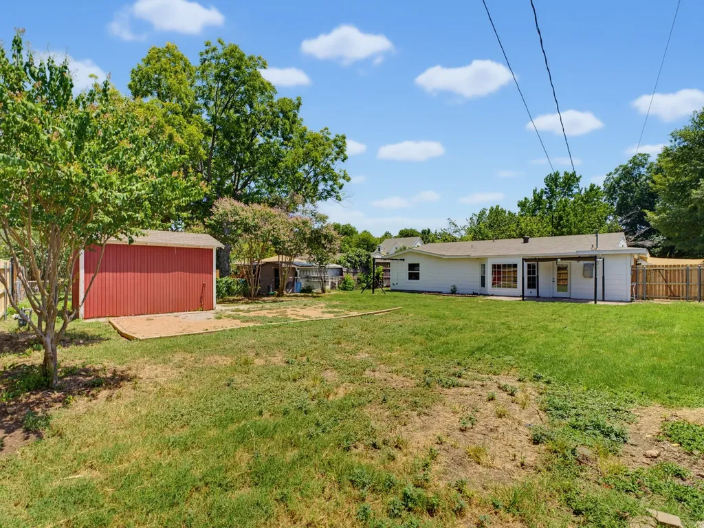5864 Coleman Street Westworth Village TX 76114
