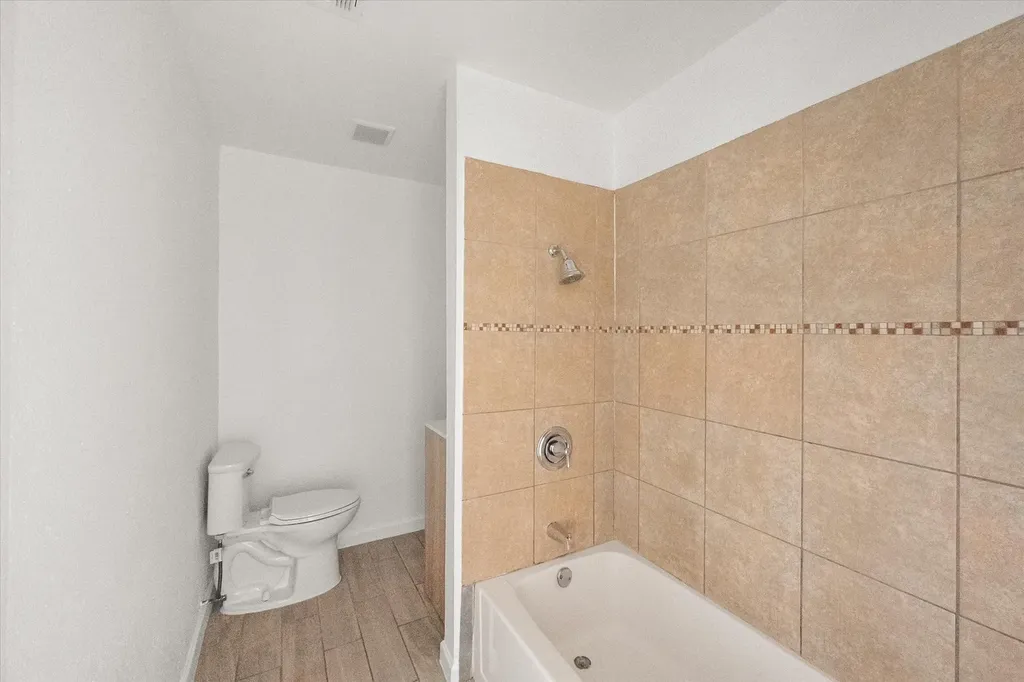 2454 Revere Drive Irving TX 75061