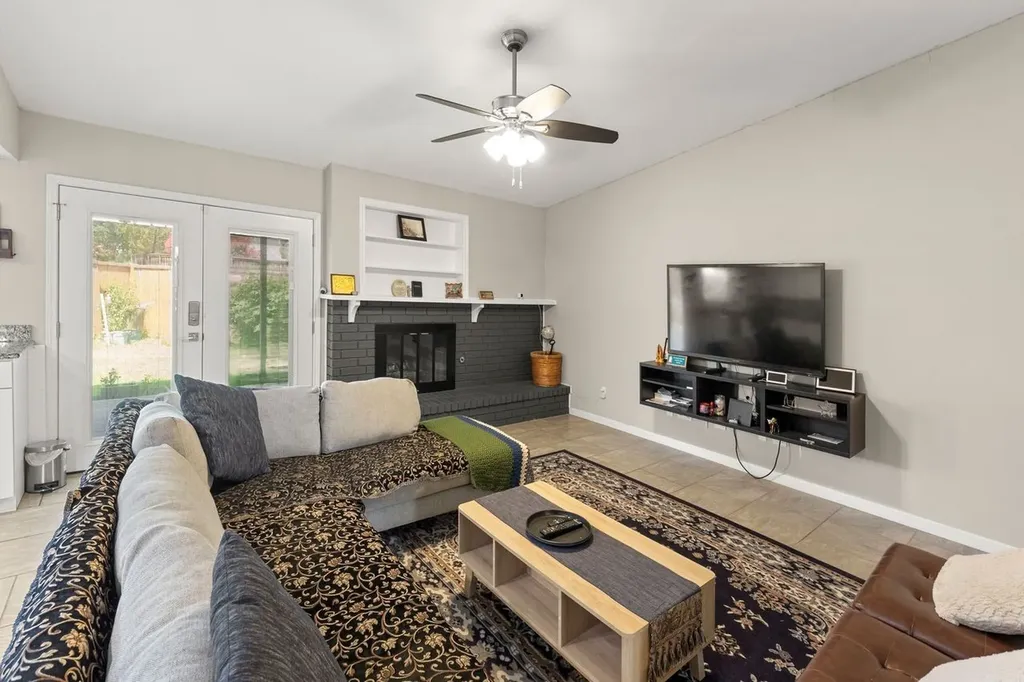 6005 Blair Oaks Drive The Colony TX 75056