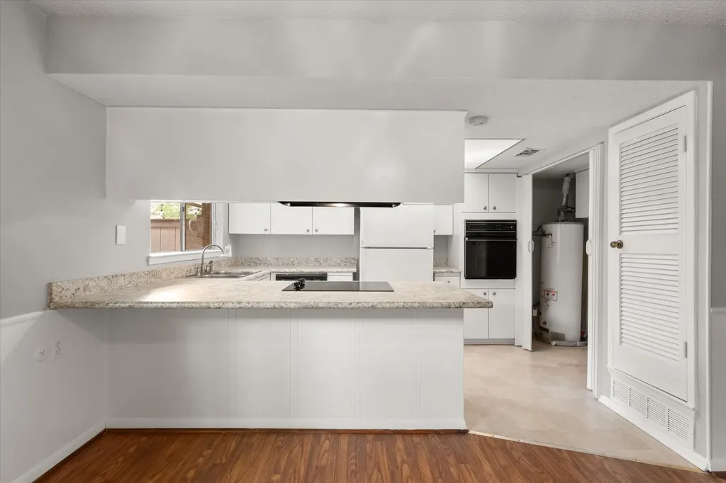 376 Westview Terrace Arlington TX 76013