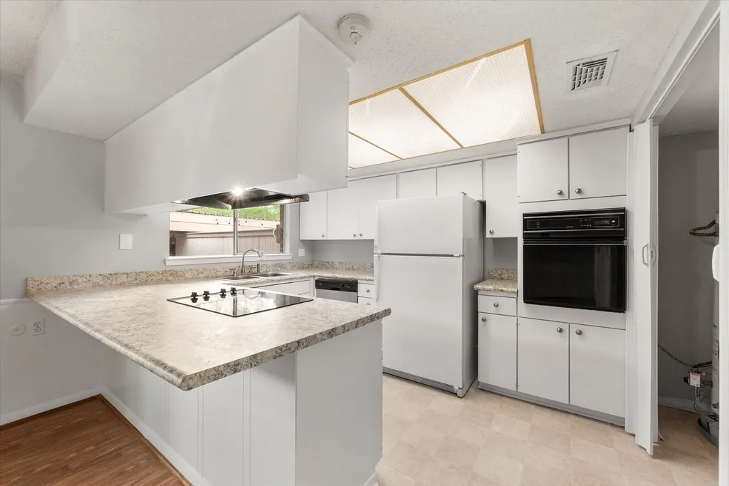 376 Westview Terrace Arlington TX 76013