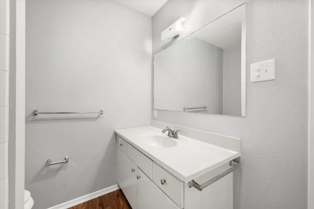 376 Westview Terrace Arlington TX 76013