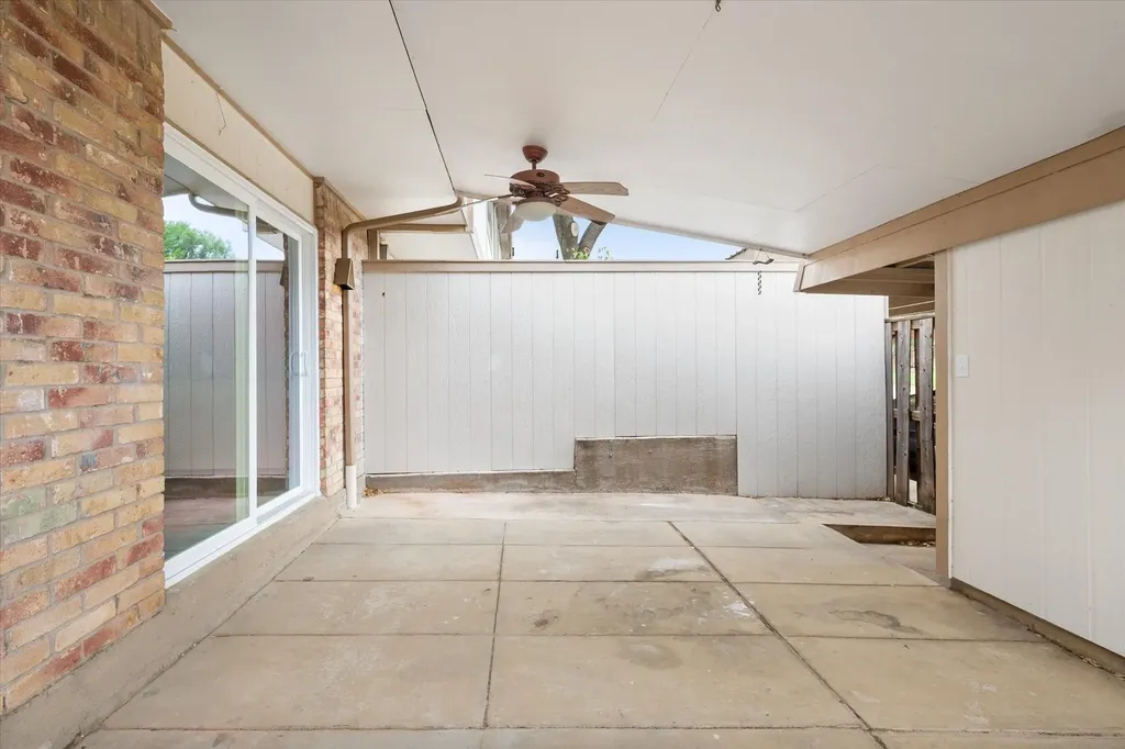 376 Westview Terrace Arlington TX 76013