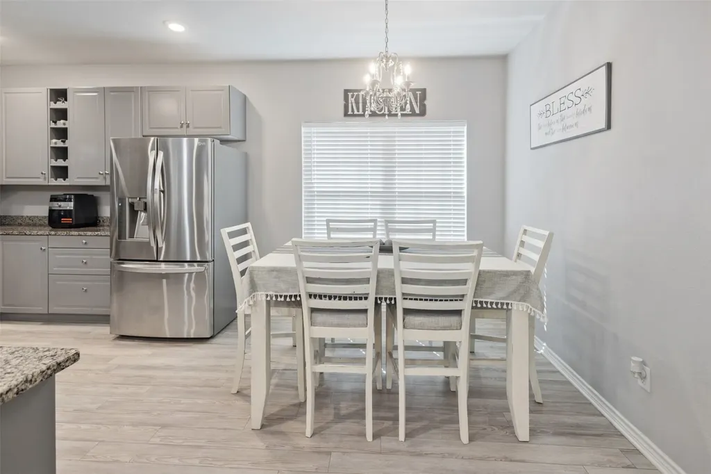 591 E Eubank Street Mabank TX 75147