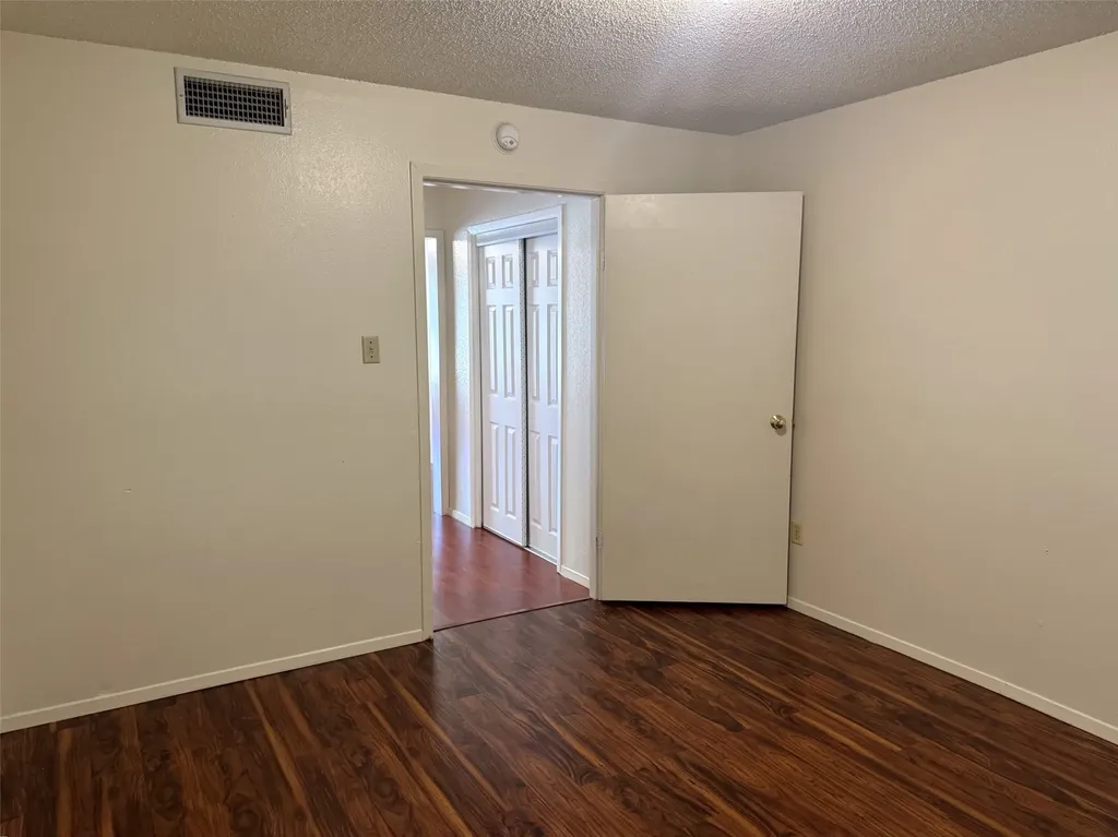 8171 E Mckinney Denton TX 76208
