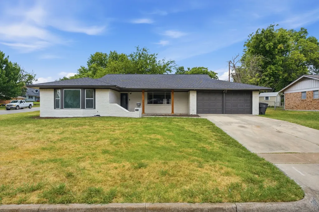 5512 Westcreek Drive Fort Worth TX 76133