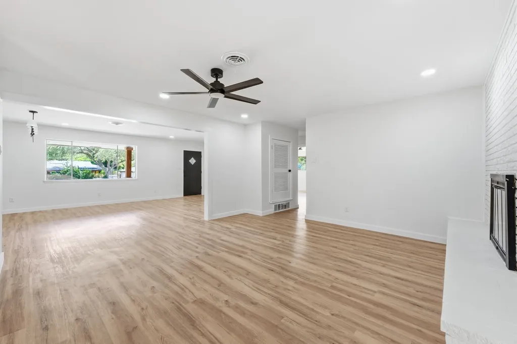 5512 Westcreek Drive Fort Worth TX 76133