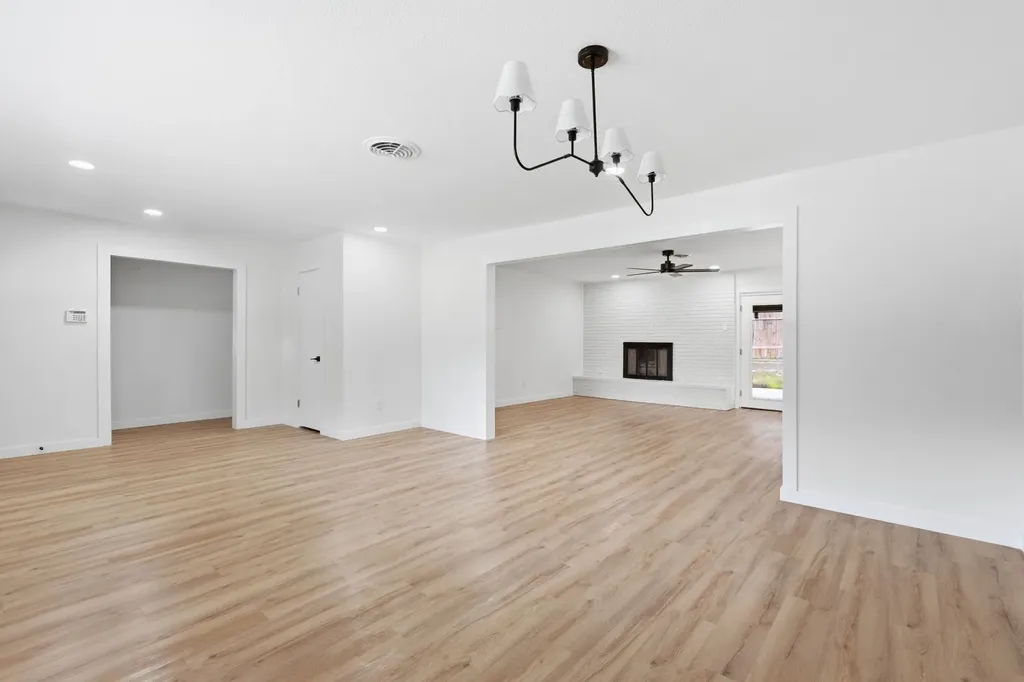 5512 Westcreek Drive Fort Worth TX 76133