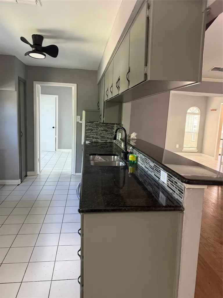 1801 Tameria Drive Irving TX 75060