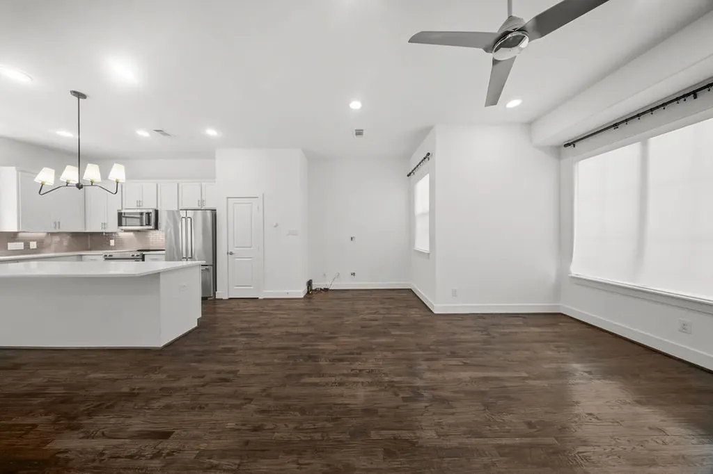 5811 Bryan Parkway Dallas TX 75206