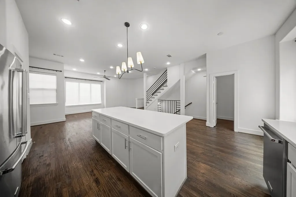 5811 Bryan Parkway Dallas TX 75206