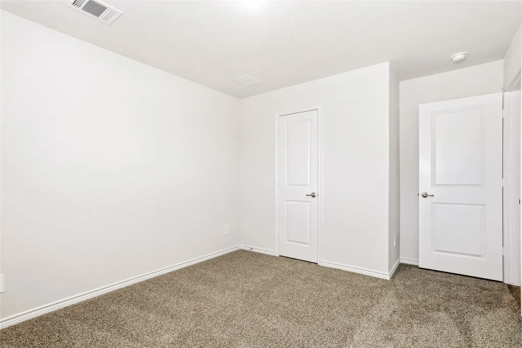 3685 Zenith Road Grand Prairie TX 75052