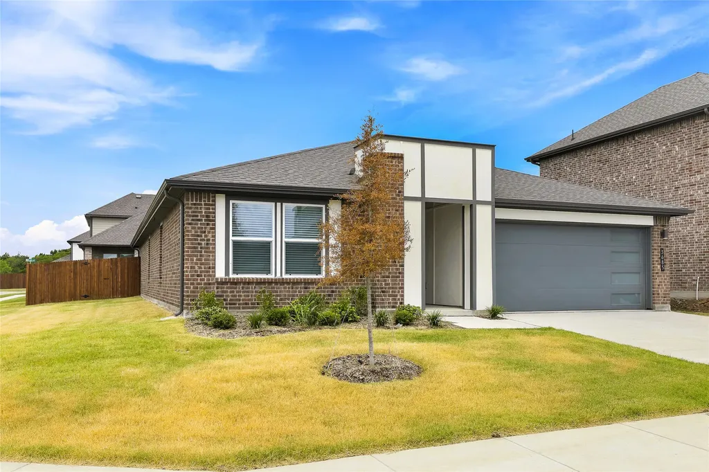 3685 Zenith Road Grand Prairie TX 75052