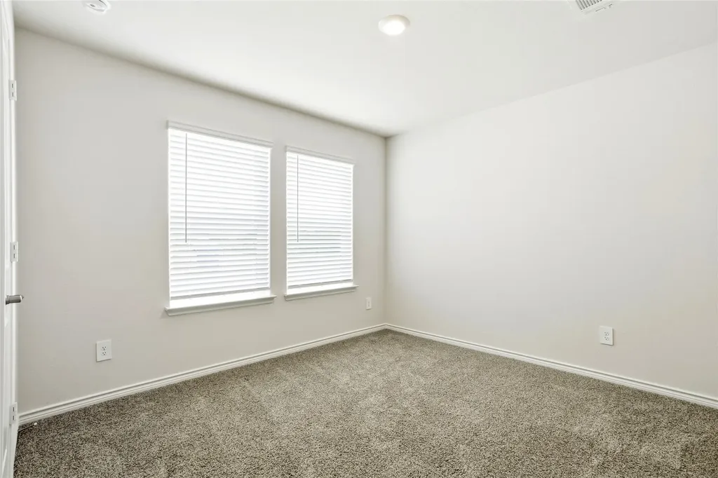 3685 Zenith Road Grand Prairie TX 75052