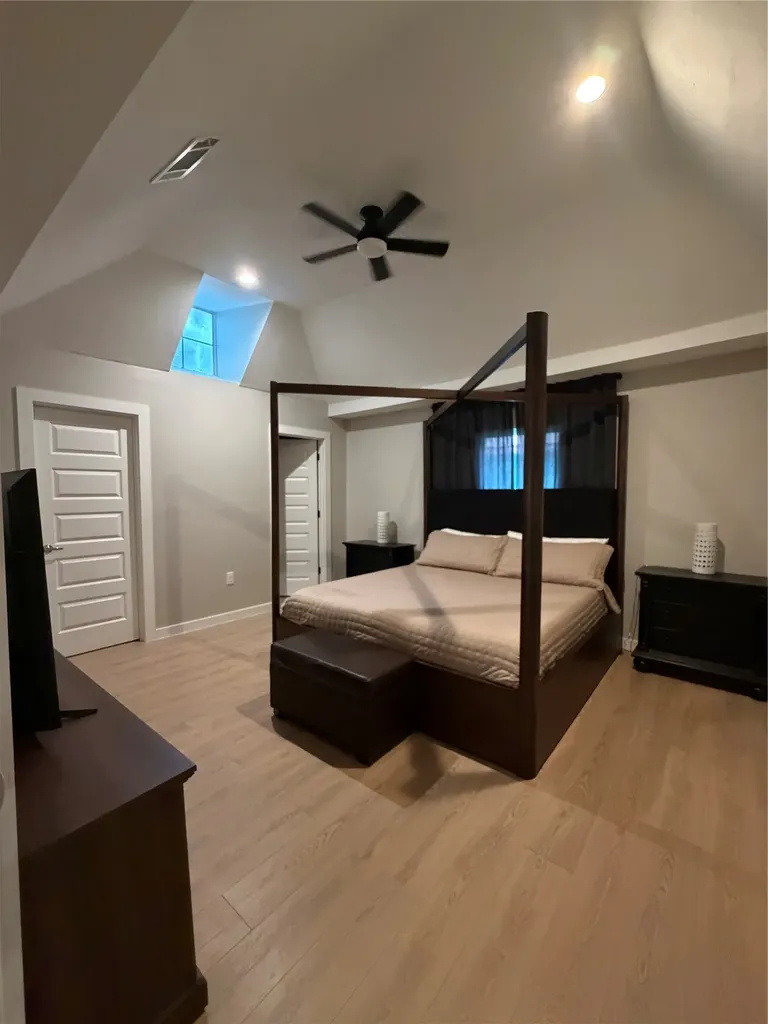 1406 Mentor Avenue Dallas TX 75216