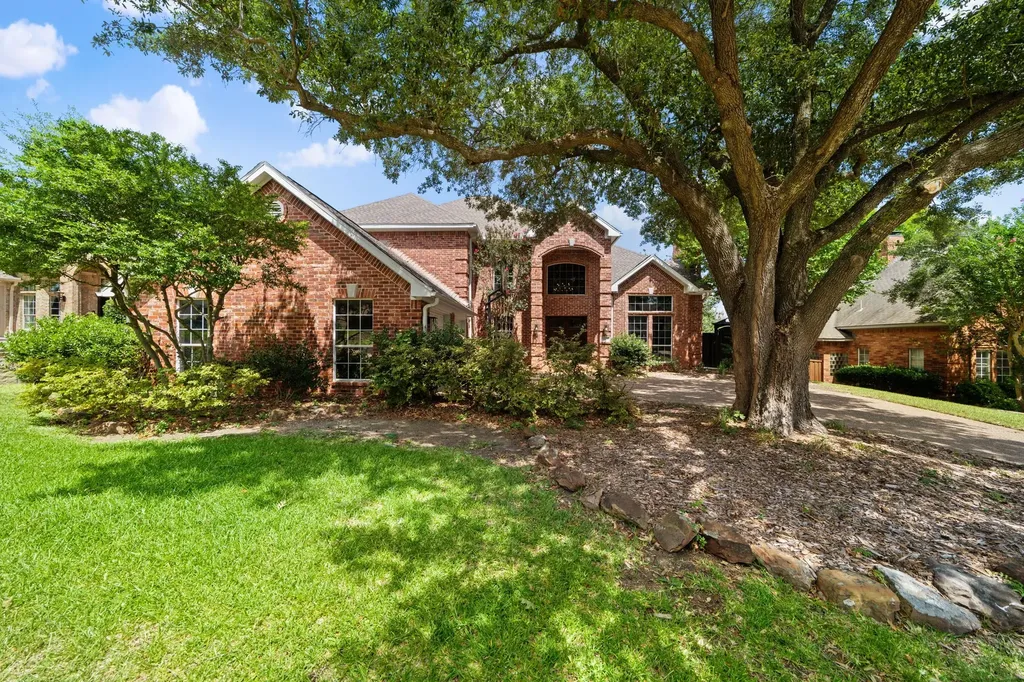 917 Hills Creek Drive Mckinney TX 75072