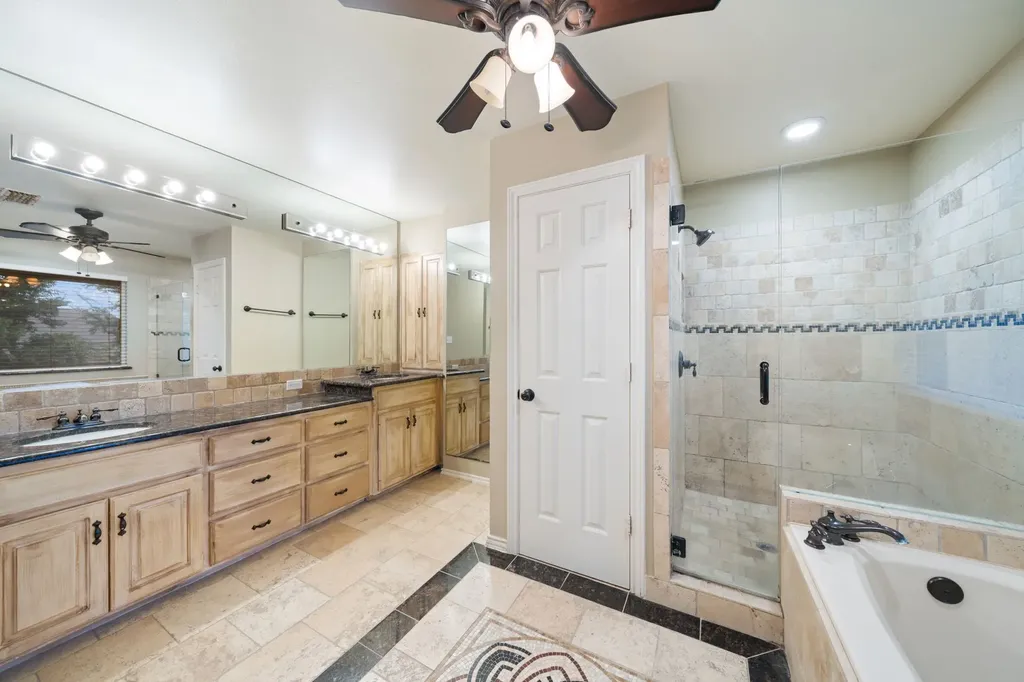 917 Hills Creek Drive Mckinney TX 75072
