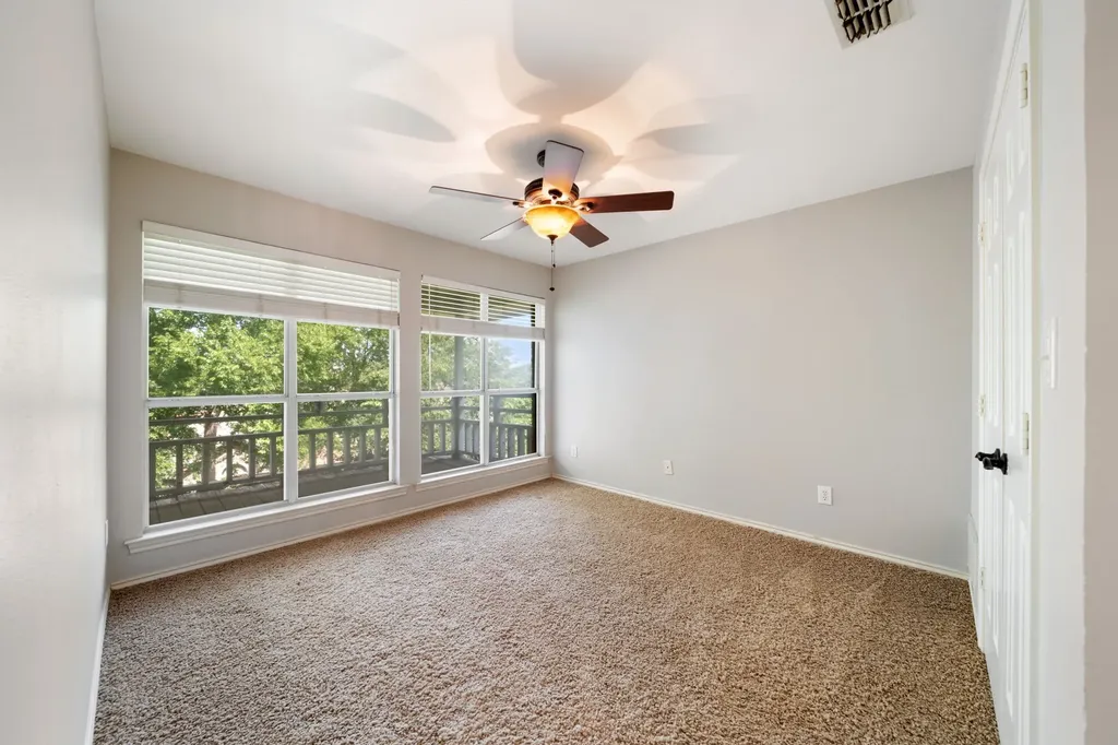 917 Hills Creek Drive Mckinney TX 75072