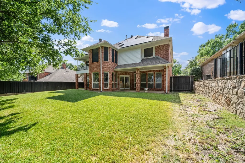 917 Hills Creek Drive Mckinney TX 75072