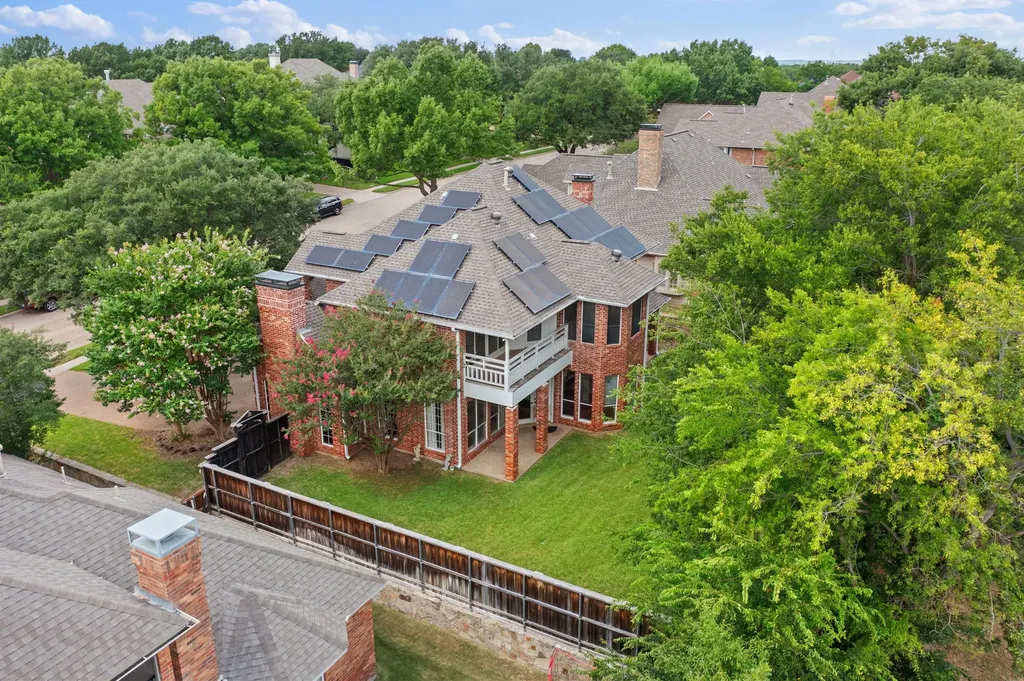 917 Hills Creek Drive Mckinney TX 75072