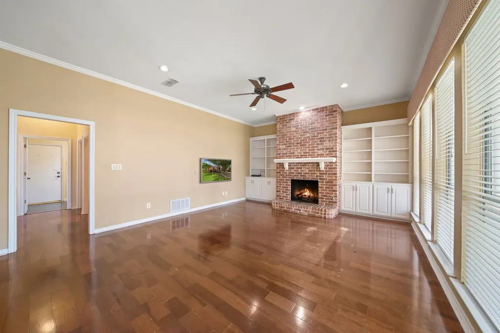 917 Hills Creek Drive Mckinney TX 75072