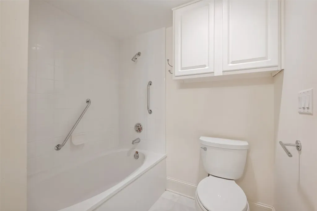 4242 Lomo Alto Drive Highland Park TX 75219