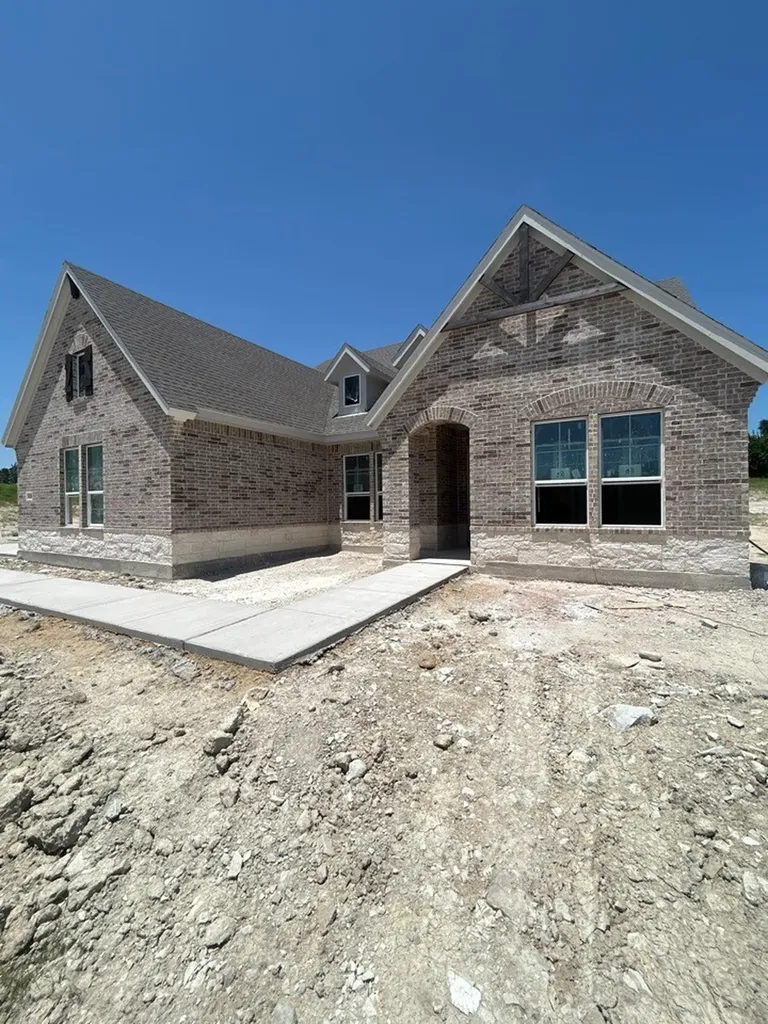 1106 Perrin Lane Van Alstyne TX 75495