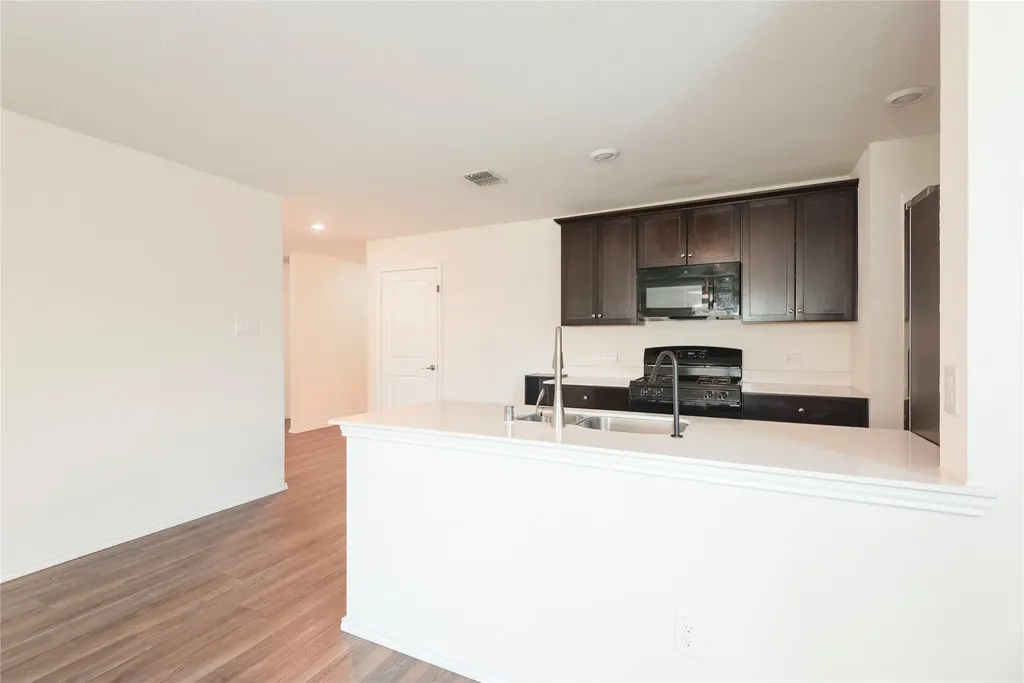 1614 Fields View Drive Anna TX 75409