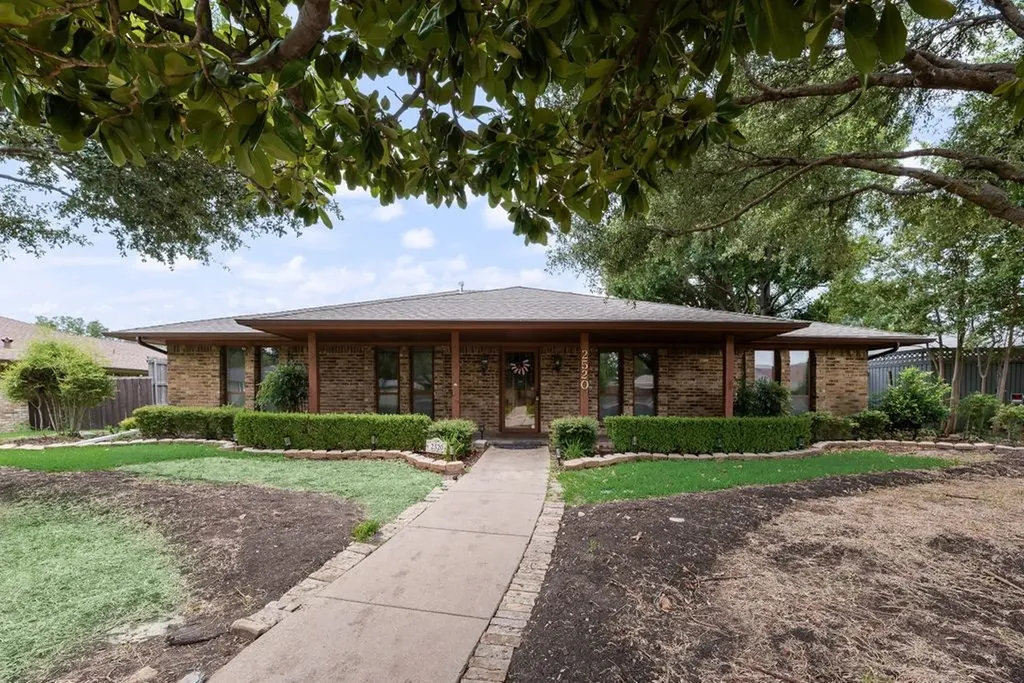 2520 Coleshire Drive Plano TX 75075