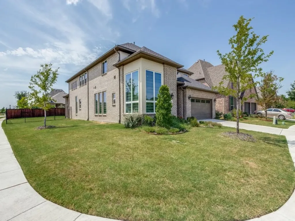 2101 Herbert Court Mckinney TX 75071