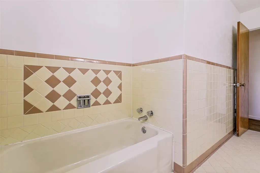 5729 Wharton Drive Fort Worth TX 76133