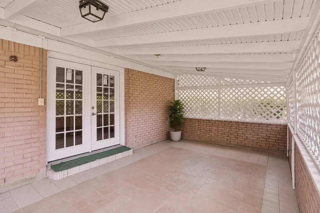 5729 Wharton Drive Fort Worth TX 76133