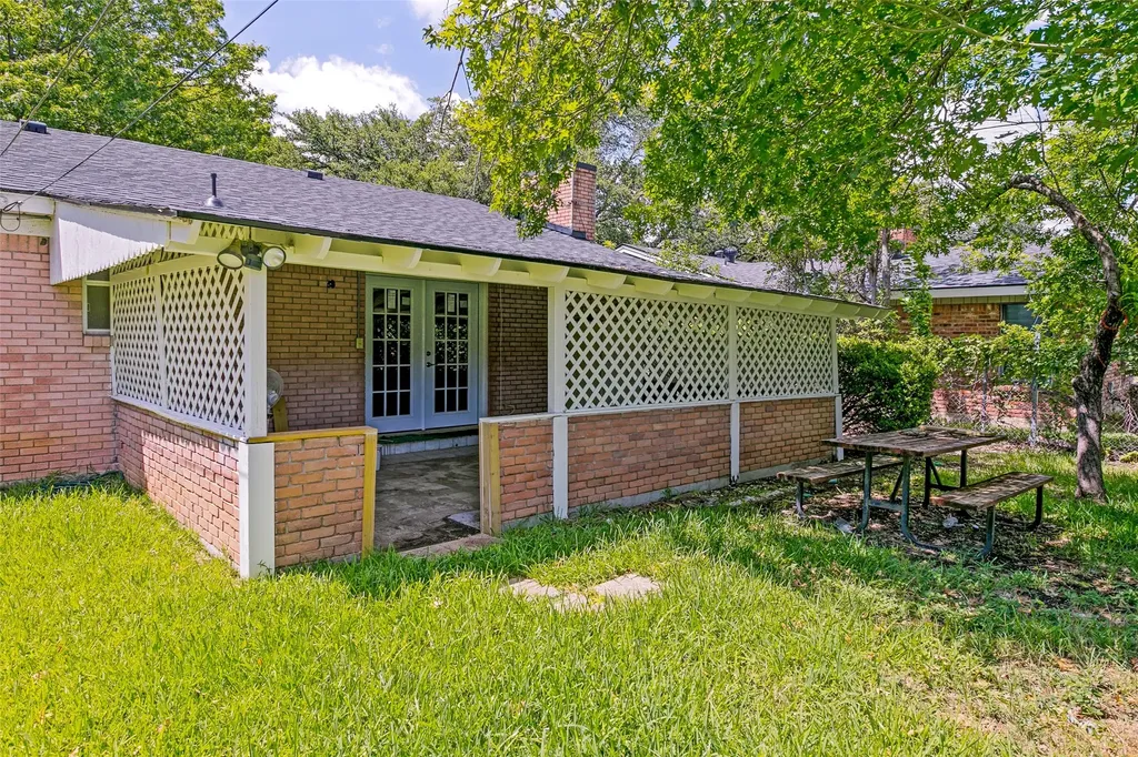 5729 Wharton Drive Fort Worth TX 76133