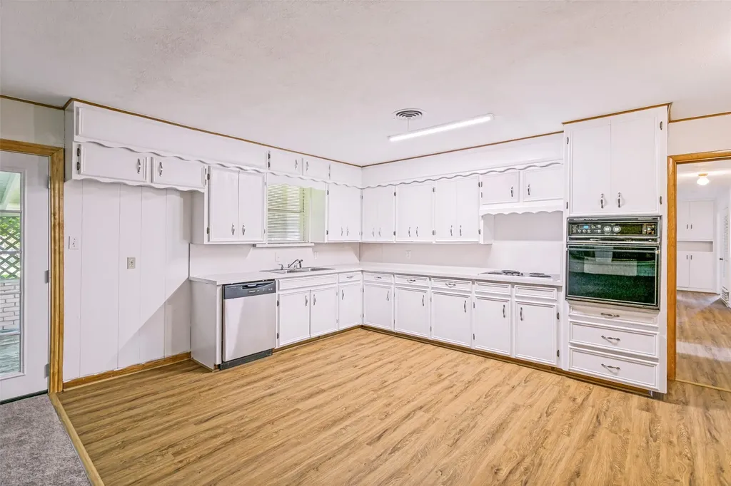 5729 Wharton Drive Fort Worth TX 76133