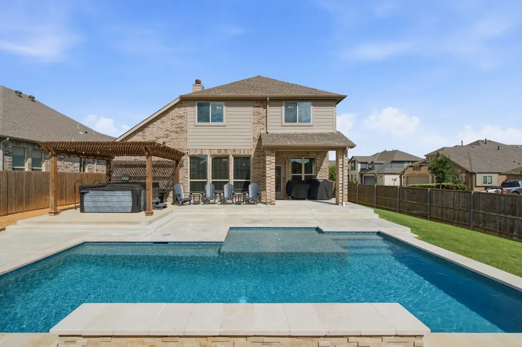 1218 Misty Ridge Drive Justin TX 76247
