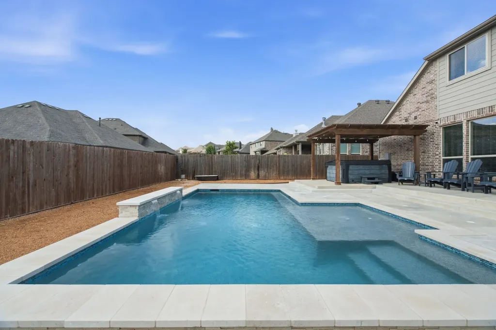 1218 Misty Ridge Drive Justin TX 76247
