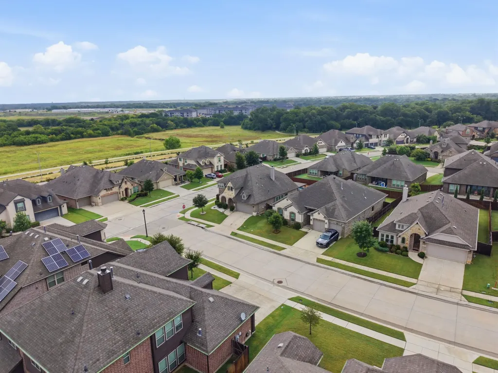 1218 Misty Ridge Drive Justin TX 76247